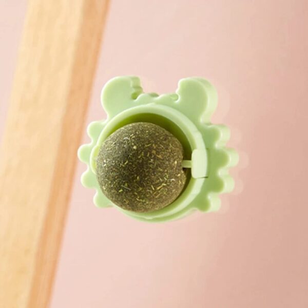 Sunkizzrs® Catnip Toy (1 Pcs) Catnip Balls Catnip Wall Toys for Cats Rotatable Edible Mint Natural Healthy Teeth Cleaning Chew Claw Toy for Cat/Kitten (Green)