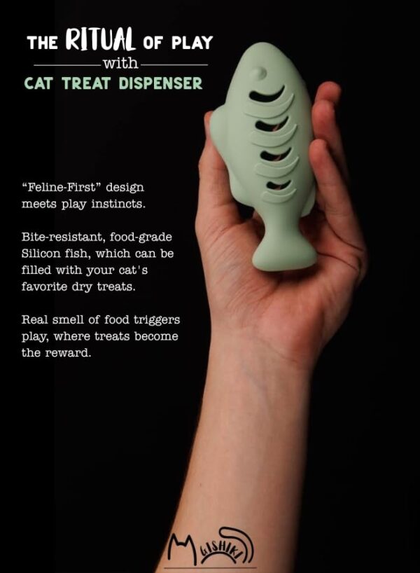 GISHIKI Cat Treat Dispenser Toy,Fish-Shaped Interactive Feeder in Food-Grade Silicone,Stimulates Hunting Instincts & Mental Enrichment,Soft, Bite-Resistant, Washable – Pistachio Green (12.5 cm)