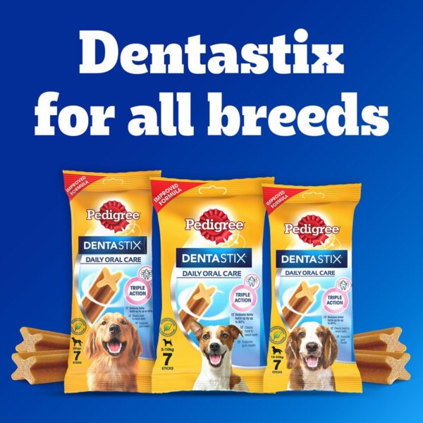 Pedigree Dentastix Oral Care Dog Treat, Adult Medium Breed (10-25 kg), 180 g, Recommended by Vets, Supports Gum Health, Reduces Risk of Gum diseases