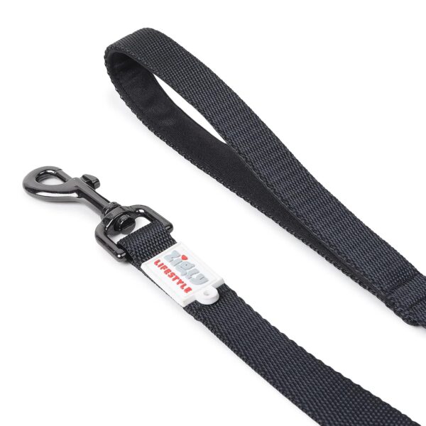 1766699630_811nUE2XHbL._SL1500_.jpg Zigly Lifestyle Classic Dog Leash-Medium- Black | Long Padded Leash for Medium Dogs | Comfortable Strong Leash for Pets