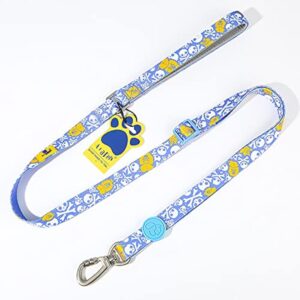 A+a Pets' Nylon Waterproof Leash | Length Adjustable with Neoprene A+a Pets' Nylon Waterproof Leash | Length Adjustable with Neoprene Padded Handle for Dogs & Cats (Pirate Design, Sky Blue, Small)