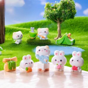 9 Pcs Miniature Decorative Items, Camping-Themed Rabbit and Cat Figurines Set, Resin Miniature Toys for Home Living Room Decor, Vintage Decorative Items for Shelves