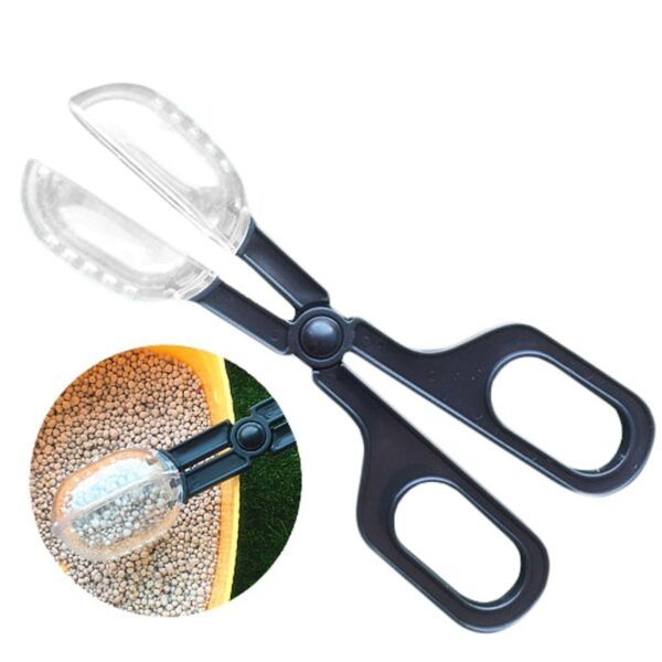 Portable Litter/Poop/Potty Scoop Cum Cleaning Tool for Hamster/Rabbit/Guinea Pigs/Puppy/Kitten/Dog/Cat/Chinchilla/Gerbil/Mice/Rat (Random Portable Litter/Poop/Potty Scoop Cum Cleaning Tool for Hamster/Rabbit/Guinea Pigs/Puppy/Kitten/Dog/Cat/Chinchilla/Gerbil/Mice/Rat (Random Color)