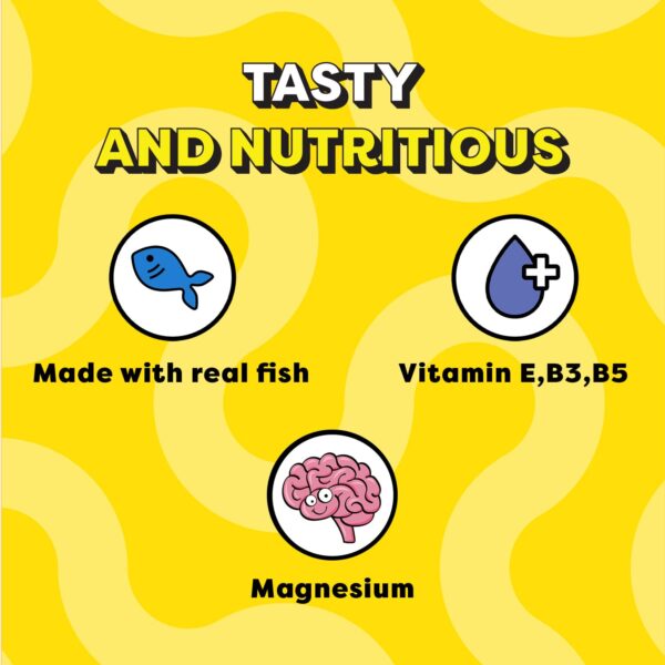 Temptations Creamy Purrrrr-ée Lickable Cat Treats, Salmon & Cheese Flavour, 48 G, Made with Real Fish, Goodness of Protein, Vitamins & Minerals,All Life Stages
