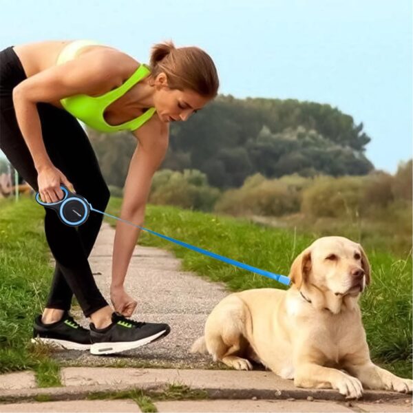 Amazon Basics Retractable Dog Leash | 5 Meter | for Large Dogs Up to 50 Kg | Heavy Duty Leash for Pets | Strong Nylon Tape, Anti-Slip Handle, Built in Spring, One-Click Brake Pause | Blue