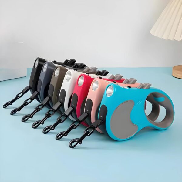 71Kl3QBAWSL._SL1500_.jpg Heavy Duty Retractable Dog Leash with Torch β 5M Durable Pet Walking Leash Green (PPL-137)