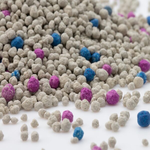 Emily Pets Premium Bentonite Cat Litter (Lemon Grass-5L)