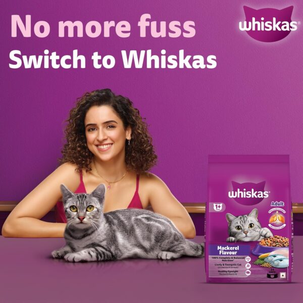 81Q4eCG26xL._SL1500_.jpg Whiskas Adult (1+ Years) Dry Cat Food, Mackerel Flavour, 7 kg, Contains 41 Essential Nutrients, Complete & Balanced Nutrition for Adult Cats