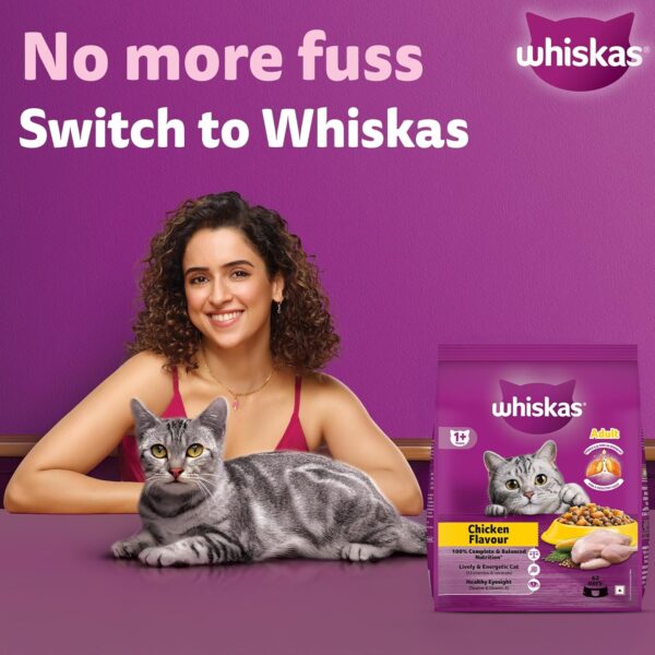 81Z89Gvg4ML._SL1500_.jpg Whiskas Adult (1+ Years) Dry Cat Food, Chicken Flavour, 1.2 kg, Contains 41 Essential Nutrients, Complete & Balanced Nutrition for Adult Cats