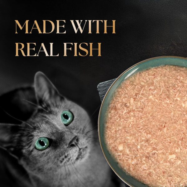 81zh7Ve2hGL._SL1500_.jpg Sheba Fine Premium Adult (1+ Years) Wet Cat Food, Chicken with Tuna in Gravy, 70 g Pouch (Pack of 28), High-Moisture Gravy cat Food for Healthy Hydration
